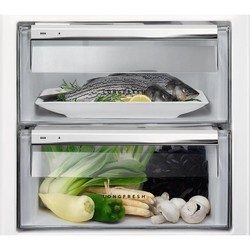 Встраиваемый холодильник AEG SKE 81826 ZC