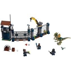 Конструктор Lego Dilophosaurus Outpost Attack 75931