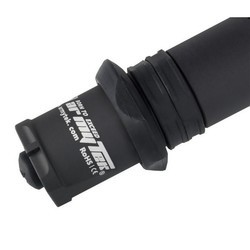 Фонарик ArmyTek Dobermann Pro XHP35 HI