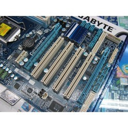 Материнская плата Gigabyte GA-P55-UD3L