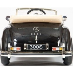 Детский электромобиль Barty Mercedes-Benz 300S (бежевый)