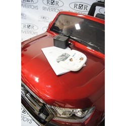 Детский электромобиль RiverToys New Ford Ranger (черный)