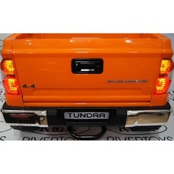 Детский электромобиль RiverToys Toyota Tundra Mini JJ2266 (оранжевый)