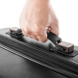 Чемодан Heys Smart Connected Luggage 70