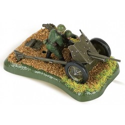 Сборная модель Zvezda Soviet 45 mm Anti-Tank Gun with Crew (1:72)