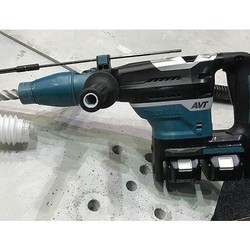 Перфоратор Makita DHR400ZK