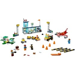 Конструктор Lego City Central Airport 10764