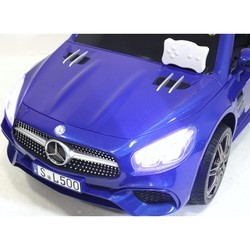 Детский электромобиль RiverToys Mercedes-Benz SL500 (белый)