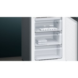 Холодильник Siemens KG39NAX3A