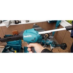 Пистолет для герметика Makita DCG180RHE