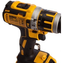 Дрель/шуруповерт DeWALT DCD795NT