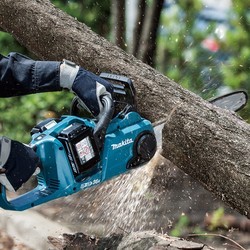 Пила Makita DUC303Z