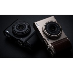 Фотоаппарат Fuji FinePix XF10 (черный)