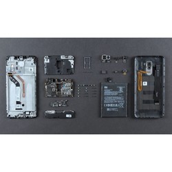 Мобильный телефон Xiaomi Pocophone F1 128GB (черный)
