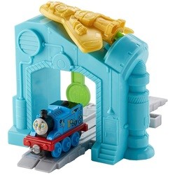 Автотрек / железная дорога Fisher Price Thomas Robot Launcher