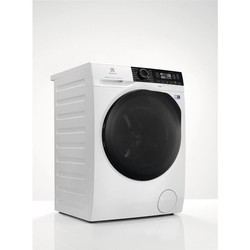 Стиральная машина Electrolux EW 8WR261B