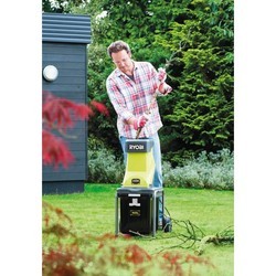 Измельчитель садовый Ryobi RSH2545B