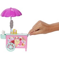 Кукла Barbie Club Chelsea and Ice Cream Cart FDB33