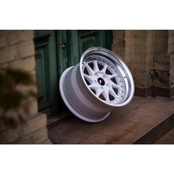 Диски Japan Racing JR26 8x17/5x100 ET32 DIA74,1