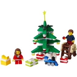 Конструктор Lego Decorating the Tree 40058