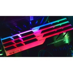 Оперативная память G.Skill Trident Z RGB DDR4 (F4-3466C16D-32GTZR)