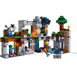 Конструктор Lego The Bedrock Adventures 21147