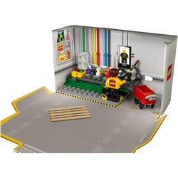 Конструктор Lego Minifigure Factory 5005358