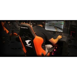 Компьютерное кресло Gigabyte Aorus AGC300