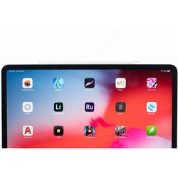 Планшет Apple iPad Pro 12.9 2018 64GB (серебристый)