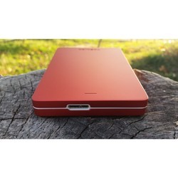 Жесткий диск Toshiba Canvio Alu New 2.5" (красный)