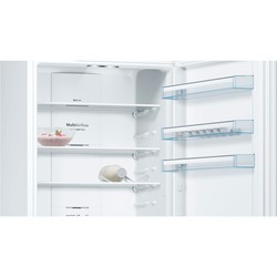 Холодильник Bosch KGN49XW30