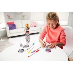 Кукла Barbie Crayola Color-In Fashion FPH90