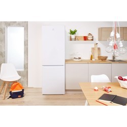 Холодильник Indesit LI 7 S1 W