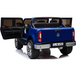 Детский электромобиль Toy Land Mercedes-Benz X-Class XMX606 (белый)