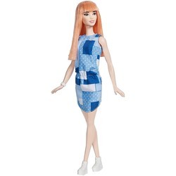 Кукла Barbie Fashionistas DYY90
