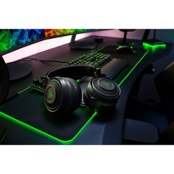 Наушники Razer Nari