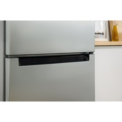 Холодильник Indesit LR6 S2 W