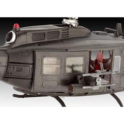 Сборная модель Revell Bell UH-1H Gunship (1:100)