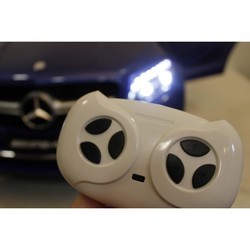 Детский электромобиль RiverToys Mercedes-Benz GLE Coupe (белый)