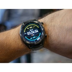 Носимый гаджет Huawei Watch GT Elegant