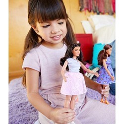 Кукла Barbie Fashionistas Powder Pink Lace - Curvy DYY95
