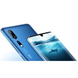 Мобильный телефон ZTE Axon 10 Pro