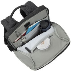 Рюкзак RIVACASE Ultrabook Backpack 8825 13.3