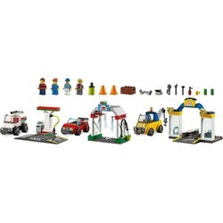Конструктор Lego Garage Centre 60232