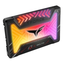 SSD накопитель ASRock DELTA PHANTOM Gaming RGB