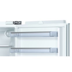 Встраиваемые холодильники Bosch KUR 15A65