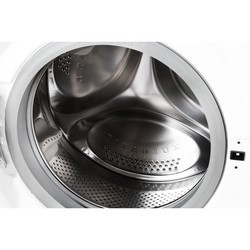 Стиральная машина Whirlpool FWL 61252 W