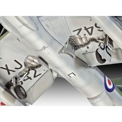 Сборная модель Revell Hawker Hunter FGA.9 (1:72)