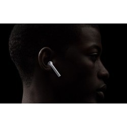 Наушники Apple AirPods 2 with Charging Case (бордовый)
