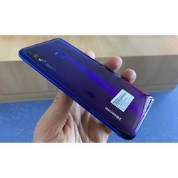 Мобильный телефон Hisense H30
